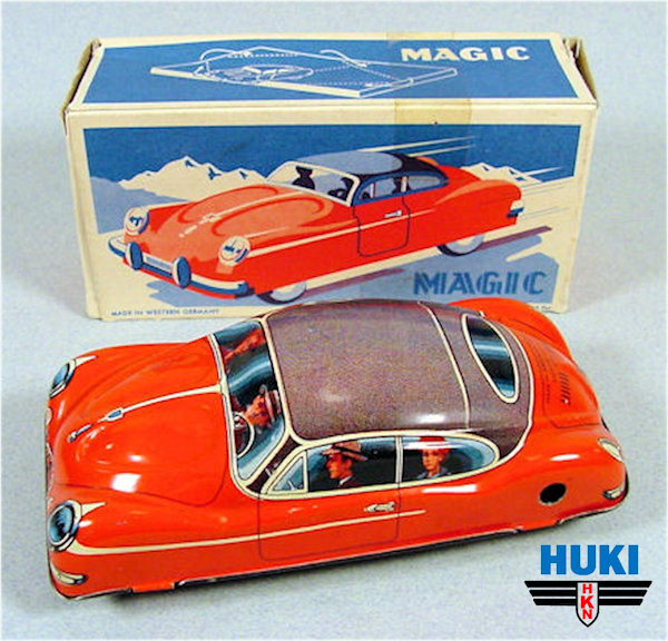 Huki HK 560 West Germany Garage Hangar Radar Strato Copter Tôle